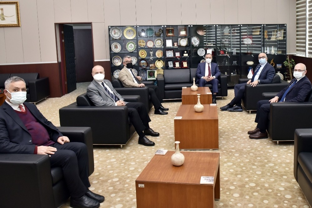 MHP’li Akçay, Rektör Ataç’la bir araya geldi