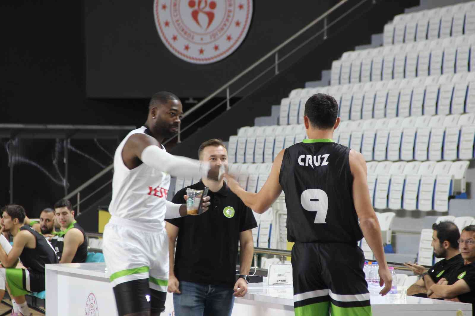 Manisa BBSK, Beşiktaş’ı ağırlamaya hazırlanıyor