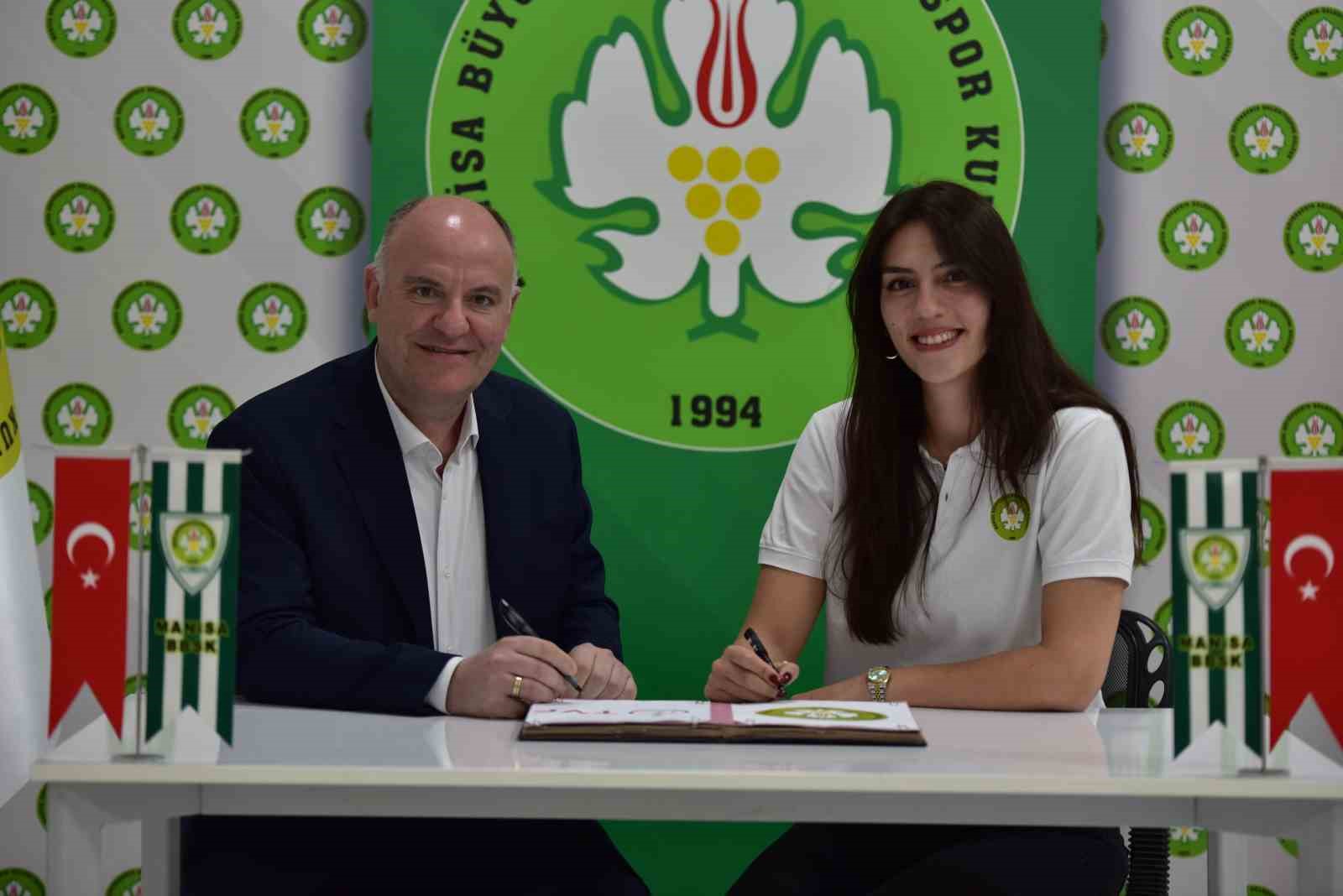 Manisa BBSK, Voleybol’da Ece Kozdere’yi kadrosuna kattı