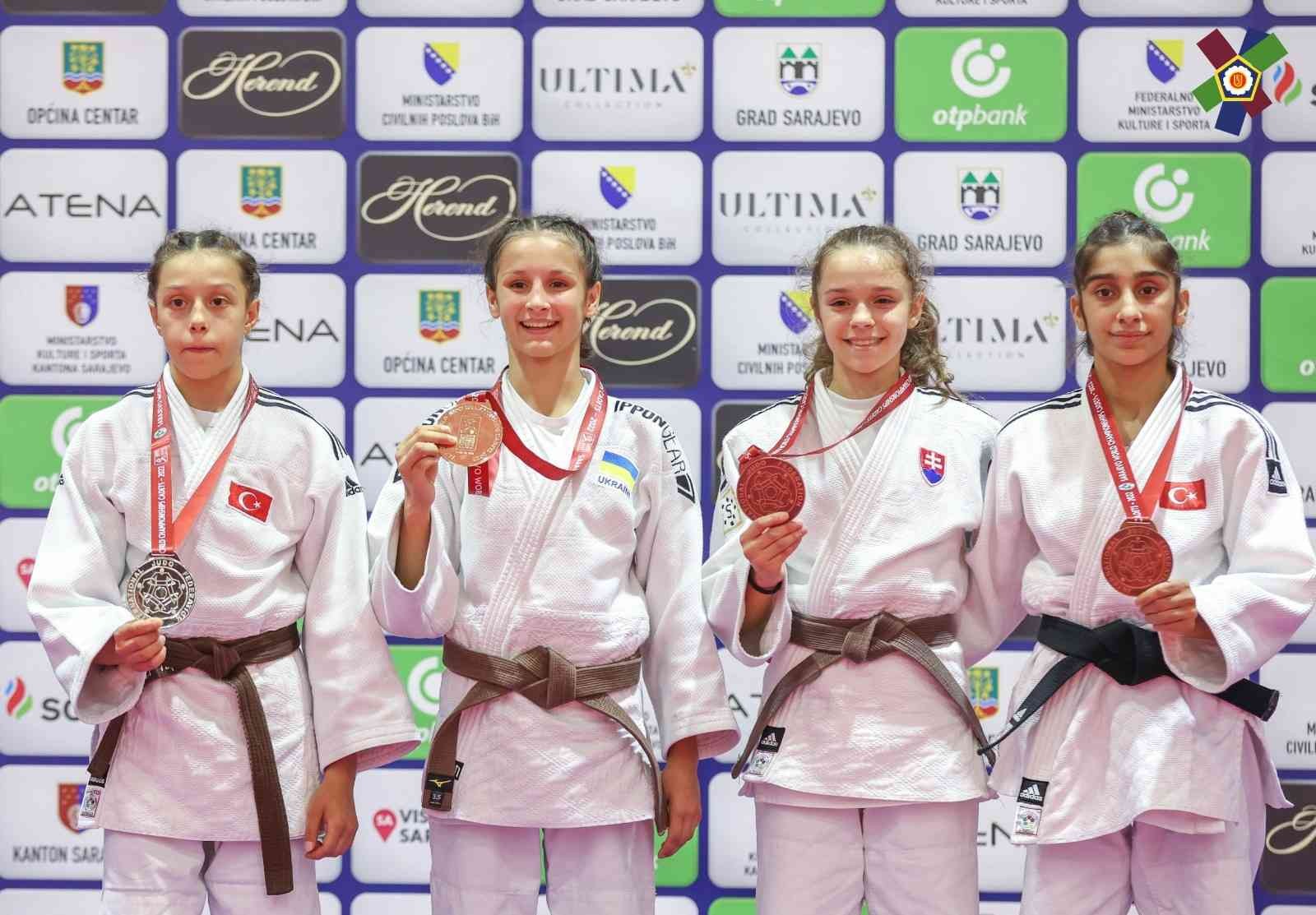 Manisa BBSK’lı Zilan Ertem Dünya 3’ncüsü oldu