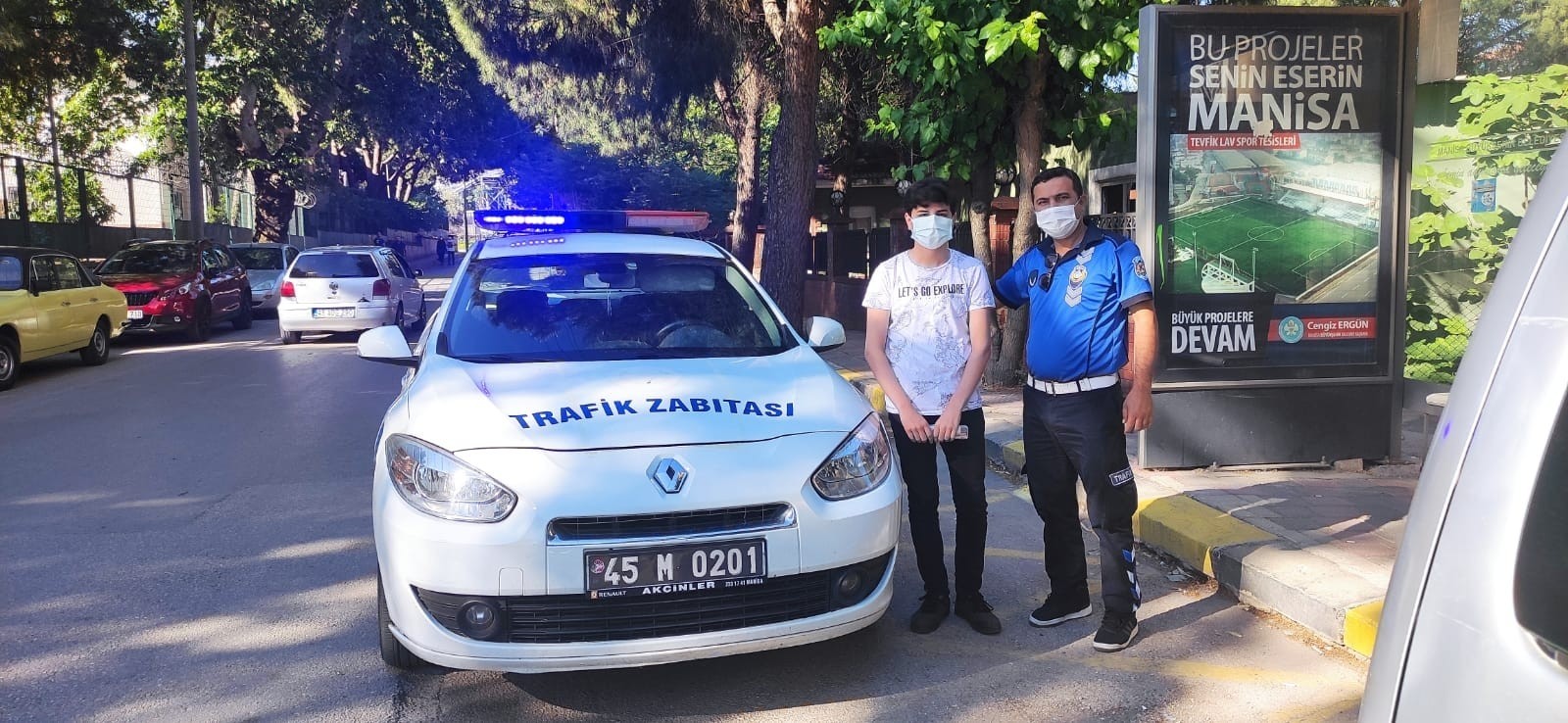 Manisa Büyükşehir Belediyesi, LGS adaylarını sınava taşıdı