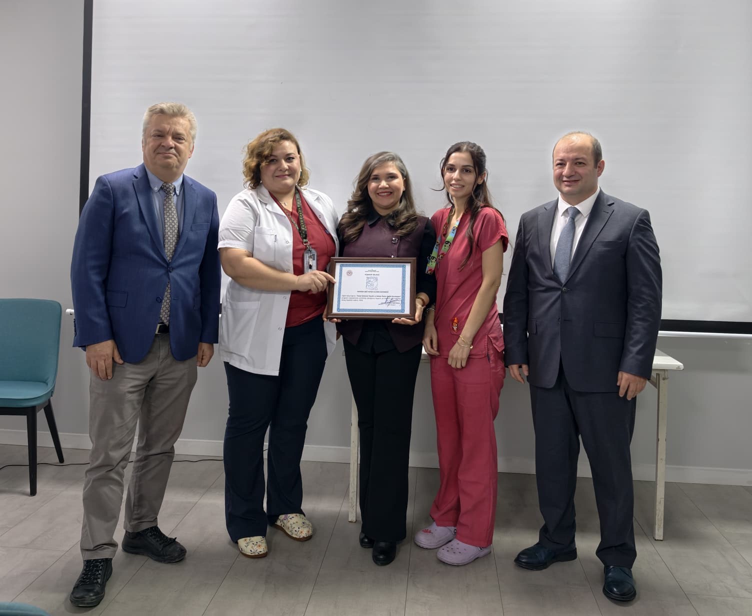 Manisa CBÜ Hastanesi’ne ’Bebek Dostu Hastane’ belgesi