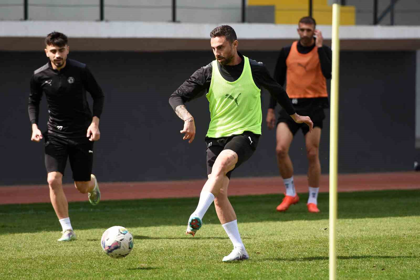 Manisa FK, Altınordu hazırlıklarına başladı