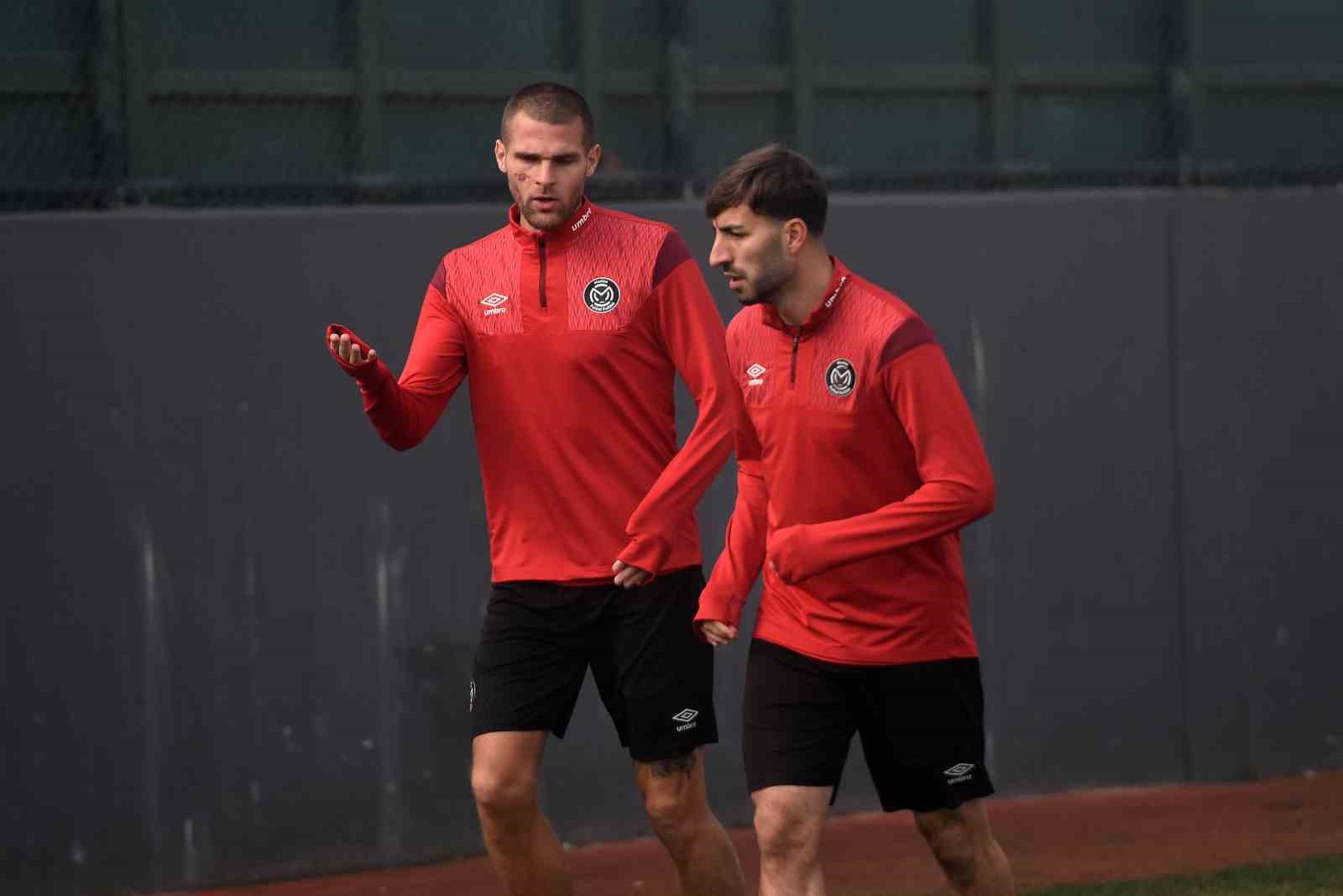 Manisa FK’da Adanaspor mesaisi başladı