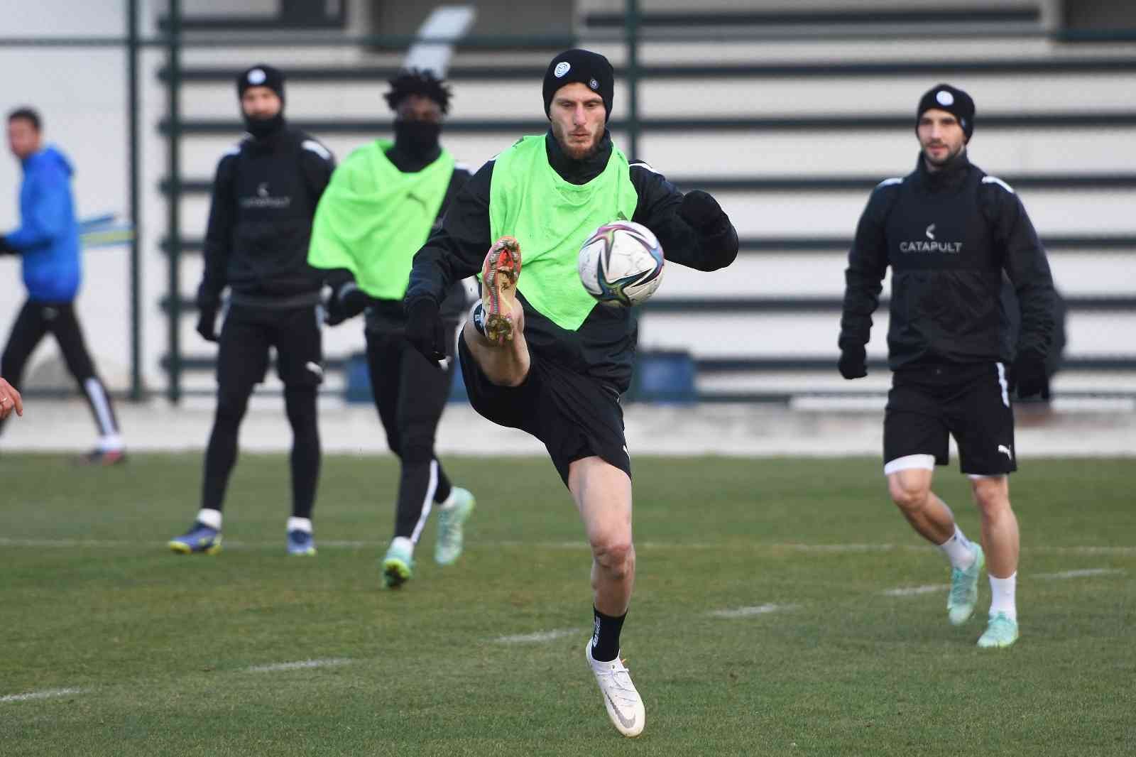 Manisa FK’da, Gençlerbirliği maçının hazırlıkları başladı