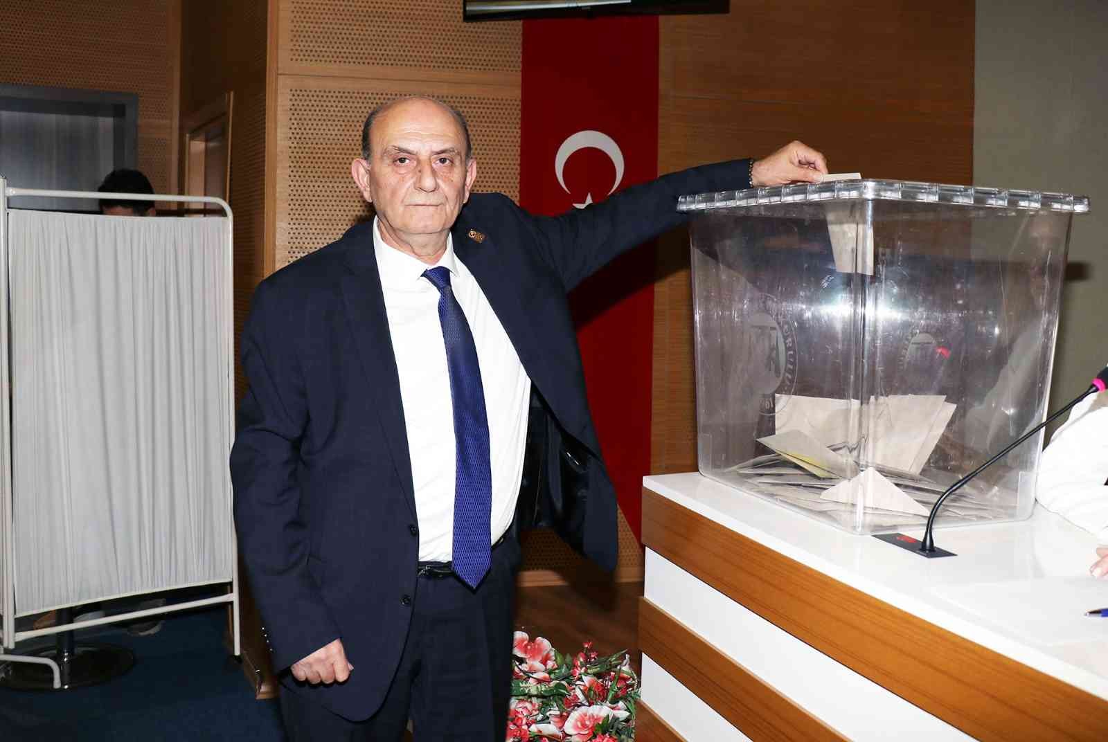 Manisa TSO’da meclis başkanlığı seçimleri yapıldı