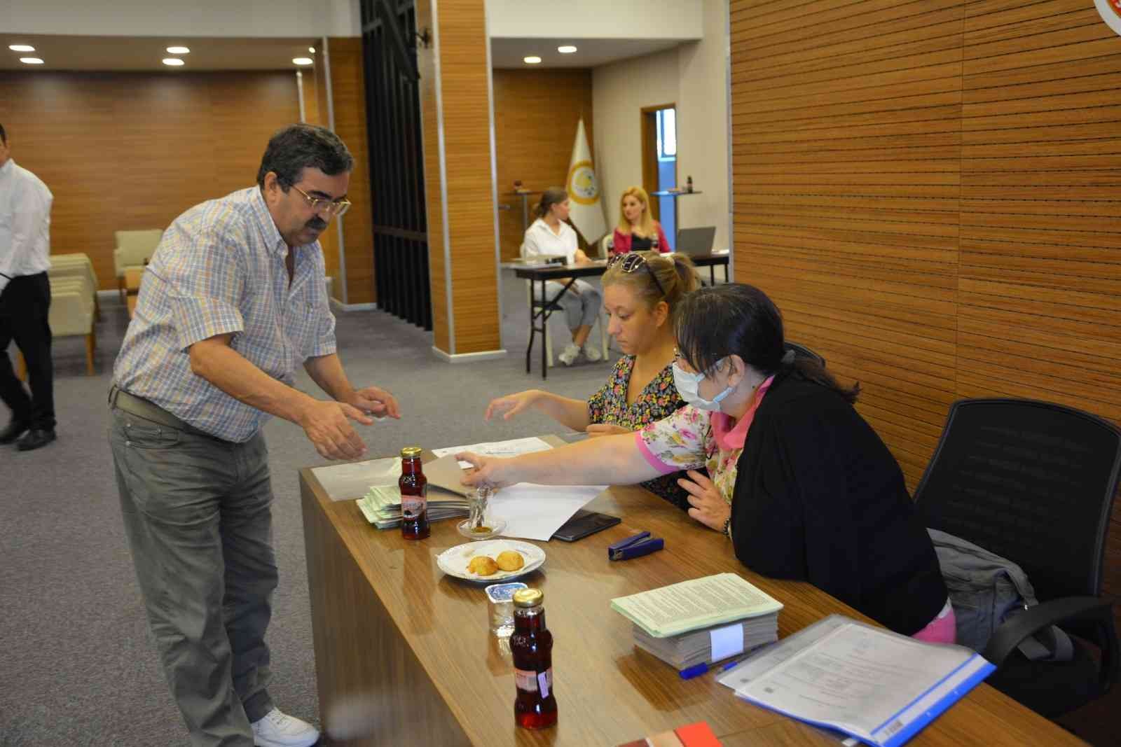 Manisa Ticaret Borsası sandık başına gitti