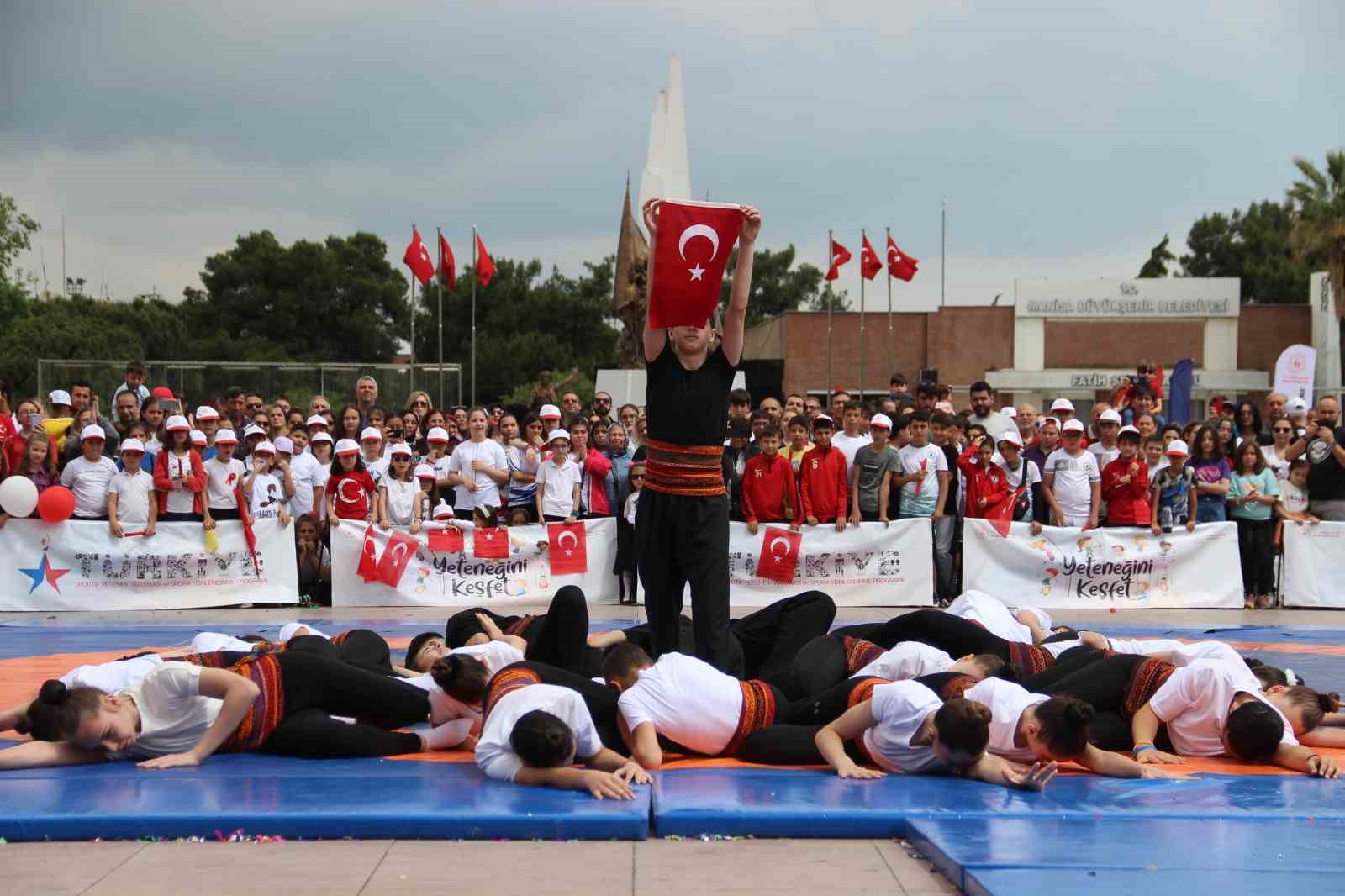 Manisa’da 19 Mayıs coşkusu