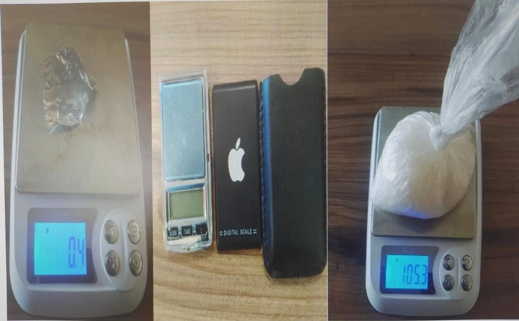 Manisa’da araçlarında uyuşturucu ile yakalanan 2 kişi tutuklandı