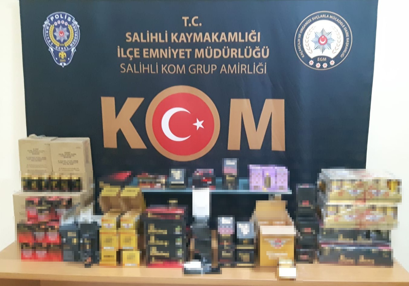 Manisa’da bin 25 adet cinsel içerikli ürün ele geçirildi