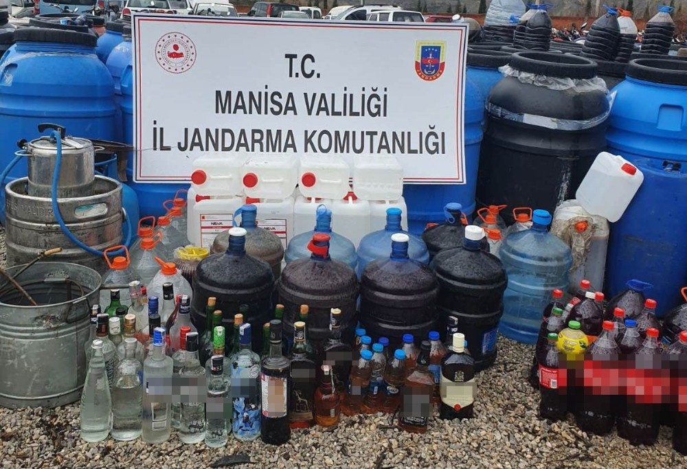 Manisa’da jandarmadan kaçak alkol operasyonu