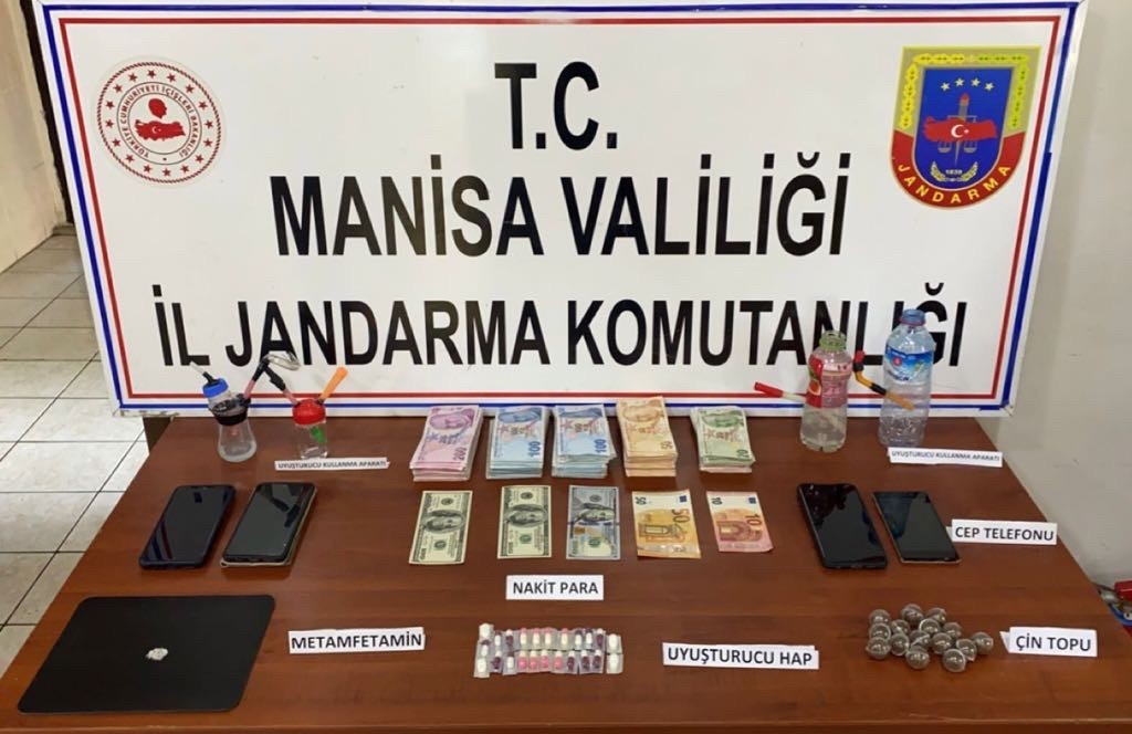 Manisa’da jandarmadan uyuşturucu operasyonu: 2 gözaltı