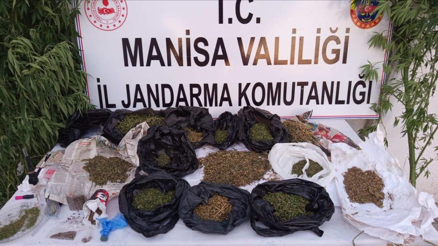 Manisa’da jandarmadan uyuşturucu operasyonu: 2 tutuklama