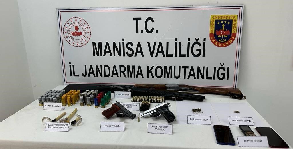 Manisa’da jandarmadan uyuşturucu operasyonu