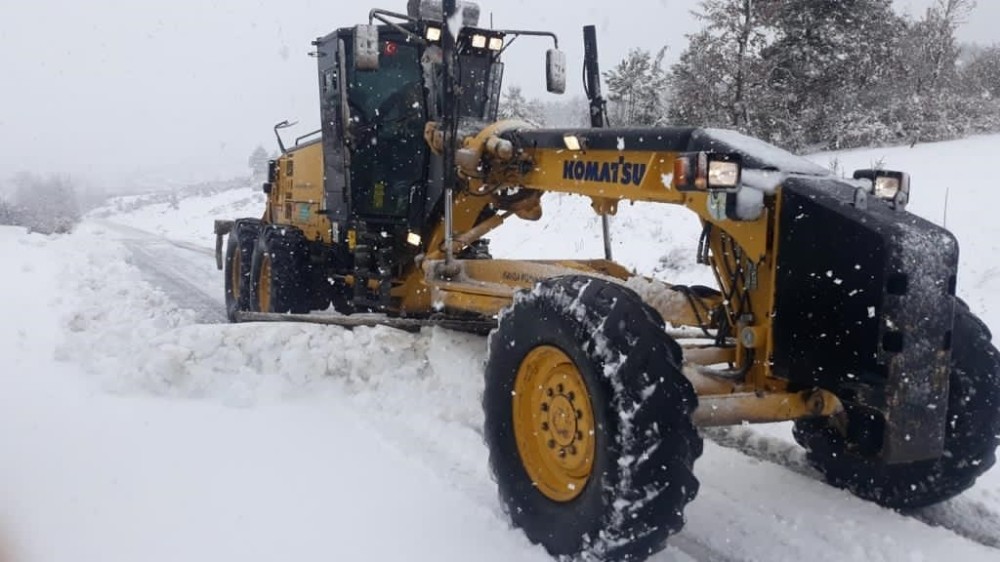 Manisa’da karla mücadele