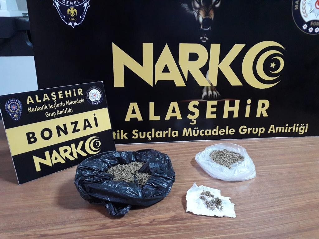 Manisa’da uyuşturucu operasyonu: 3 gözaltı
