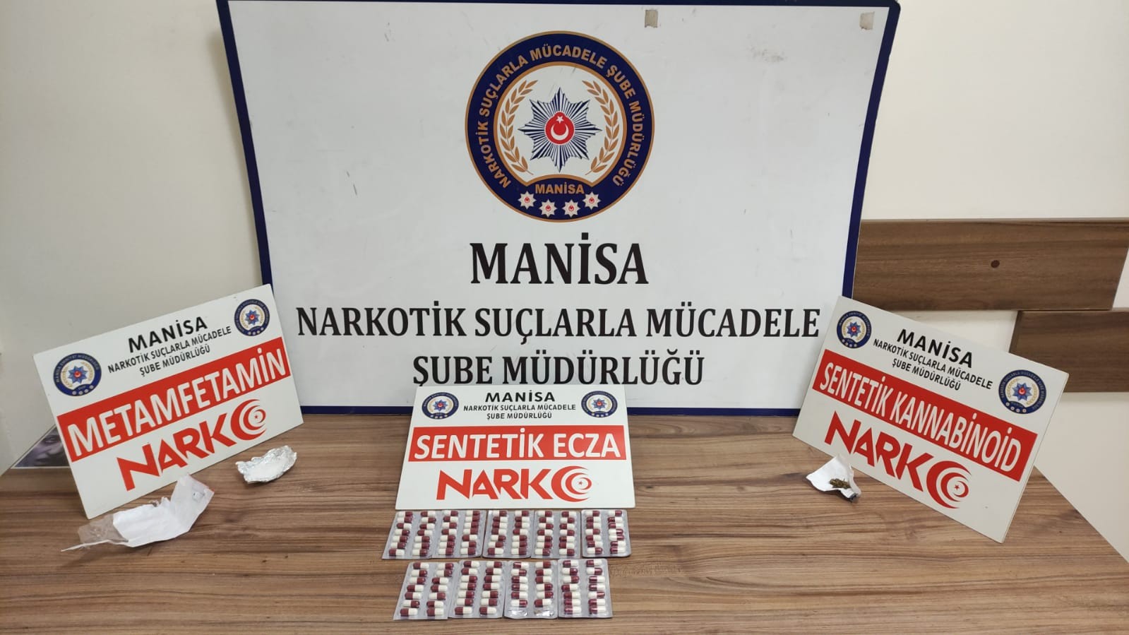 Manisa’da uyuşturucu operasyonunda 3 kişi tutuklandı