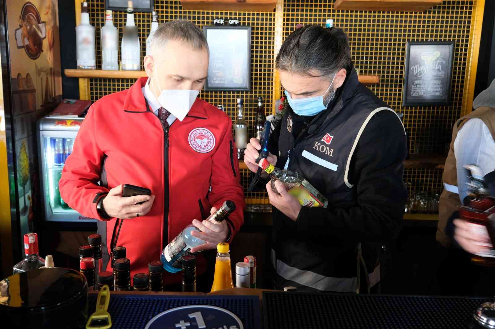 Manisa’da yılbaşı öncesi alkol satışı yapan mekanlara denetim