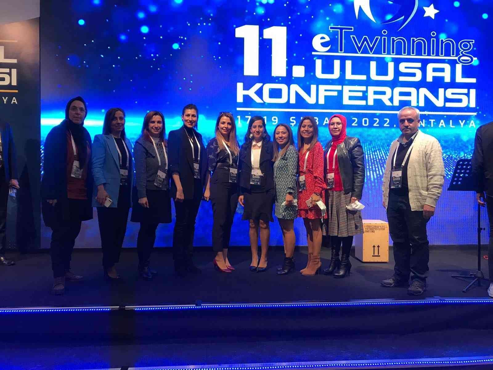 Manisalı 10 öğretmenin projesi ilk 200 projenin içinde yer aldı