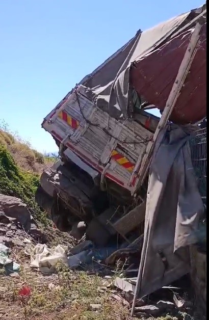 Milas’ta trafik kazası: ‘Baba ve oğlu yaralandı’