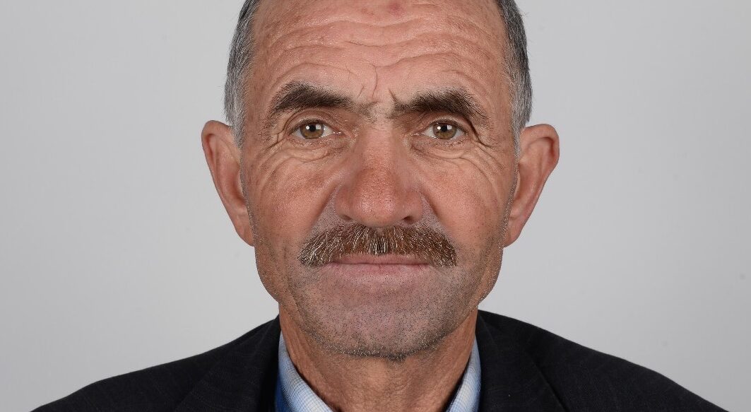 Miras yüzünden abisini öldürdü