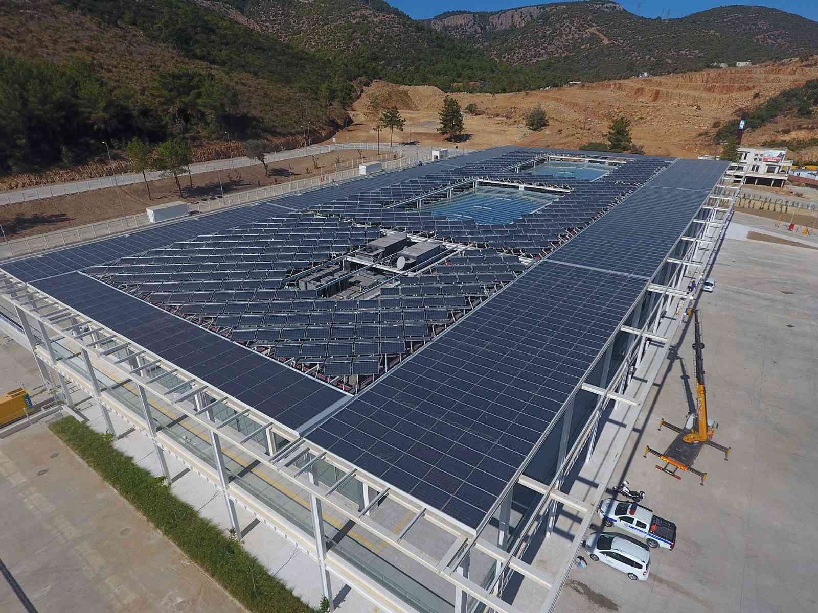Muğla Büyükşehir enerjisini güneşten sağlıyor