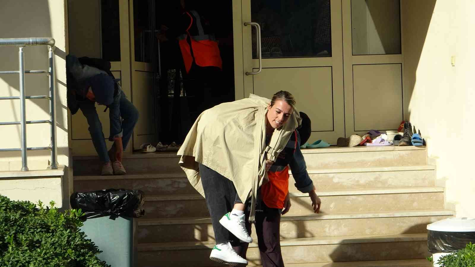 Muğla’da gerçeği aratmayan deprem tatbikatı