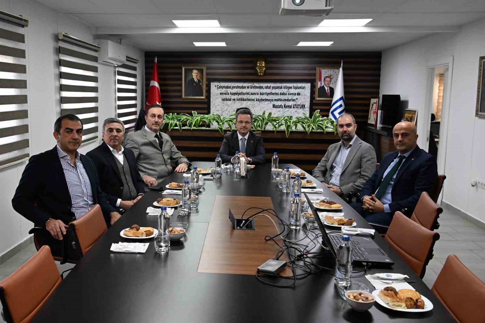 Muradiye OSB’de 10 binden fazla kişiye istihdam sağlanıyor