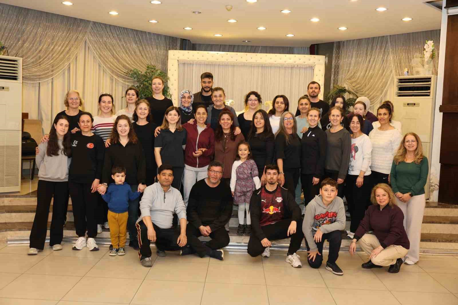 Nazilli Belediyesi halkoyunları ekipleri çalışmalarını sürdürüyor