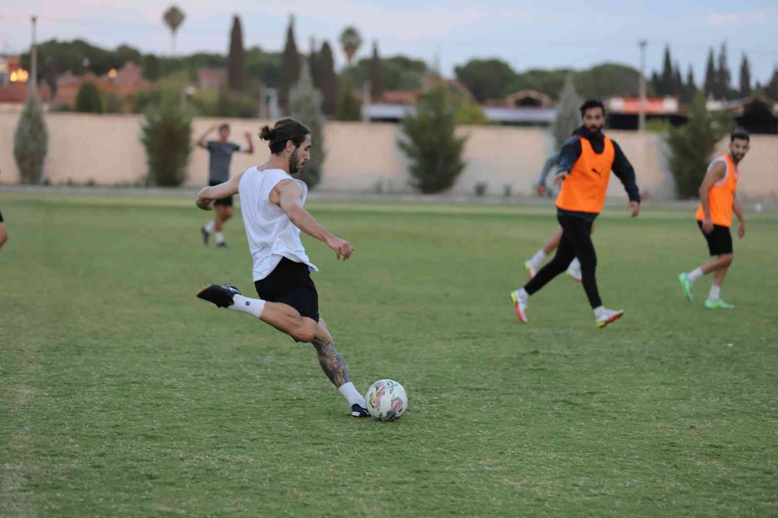 Nazilli Belediyespor ara vermeden hazırlıklara başladı