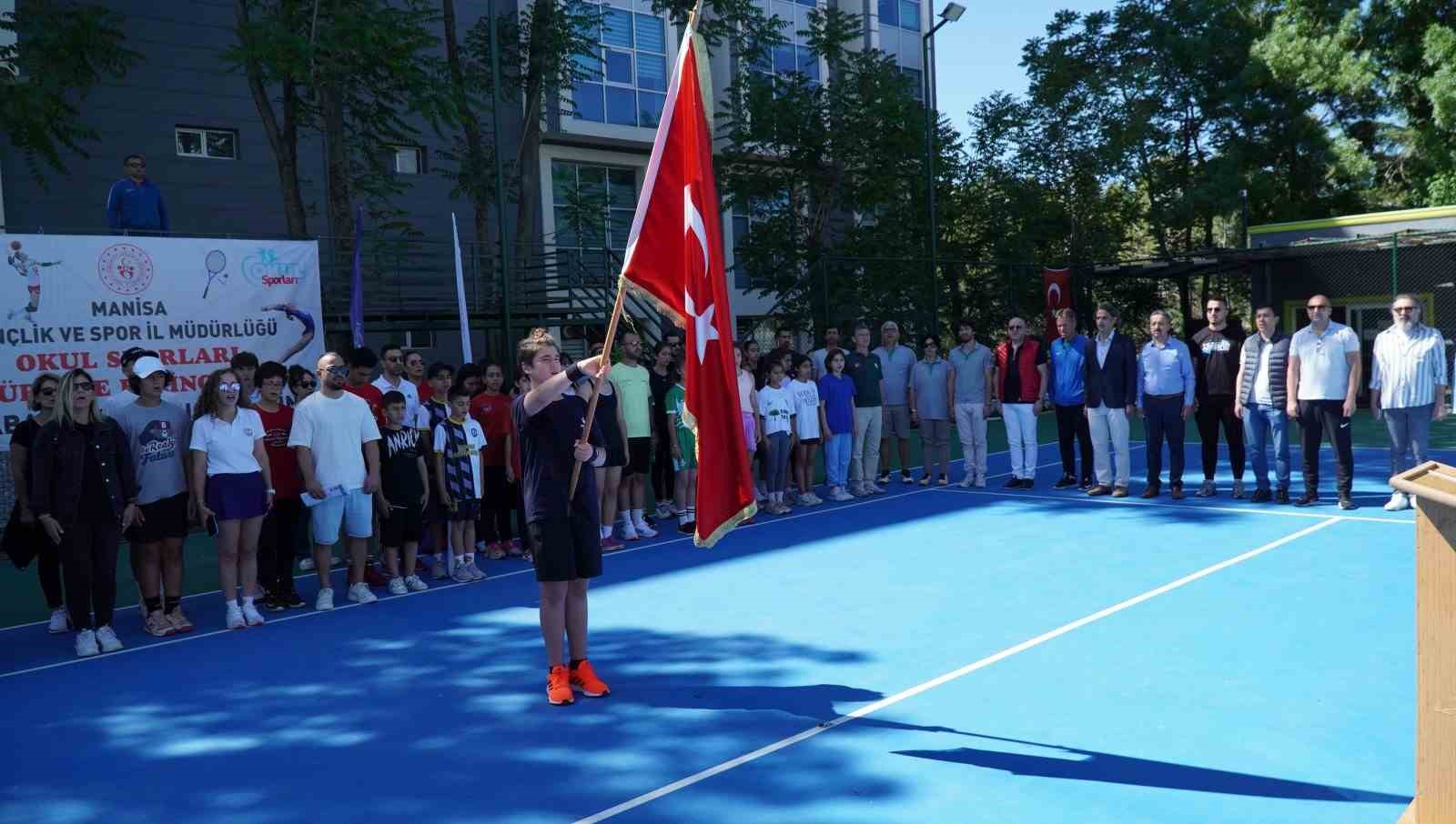 Okul Sporları Yıldızlar Tenis Türkiye Şampiyonası Demirci’de başladı