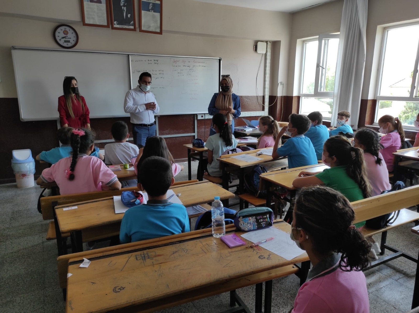 Okullar çocuk sesleriyle şenlendi