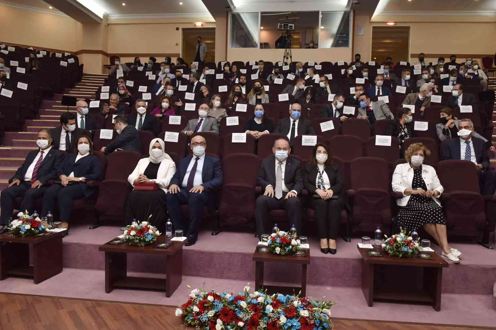 Önce antik kent sunumu ardından konser