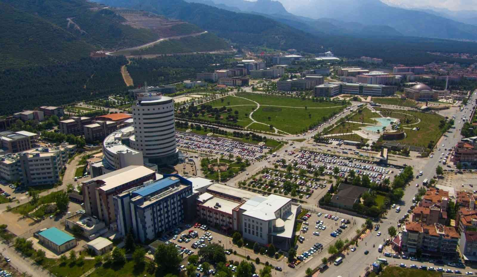 PAÜ’deki kariyer fuarı on binlerce öğrenciyi ağırlayacak