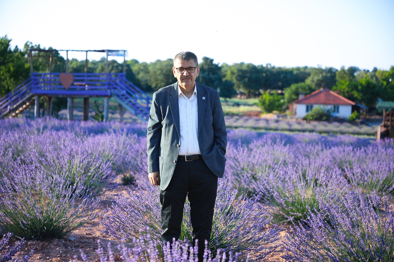 PAÜ’den üreticilere destek