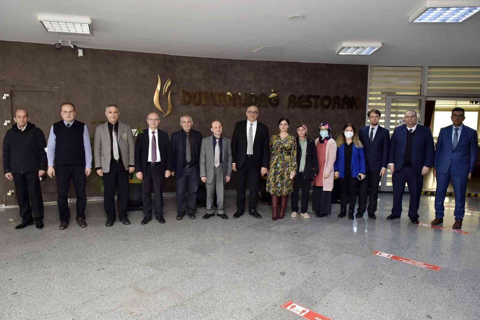 Rektör Ataç engelli çalışanlarıyla bir araya geldi