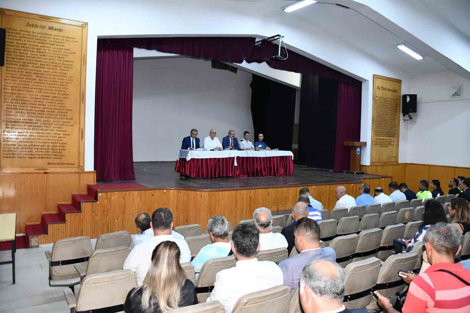 Salihli’de, yeni eğitim öğretim yılı trafik tedbirleri masaya yatırıldı