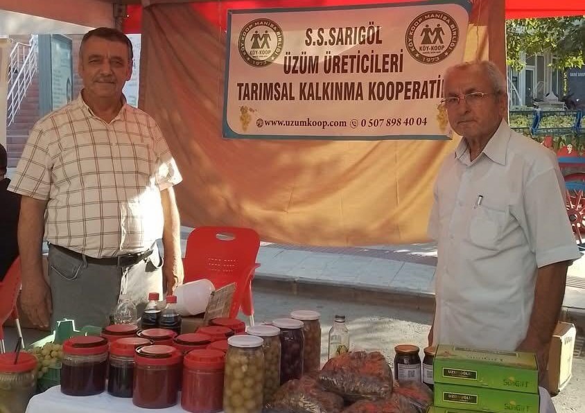 Sarıgöl’de pekmezli karbastı festivale damga vurdu