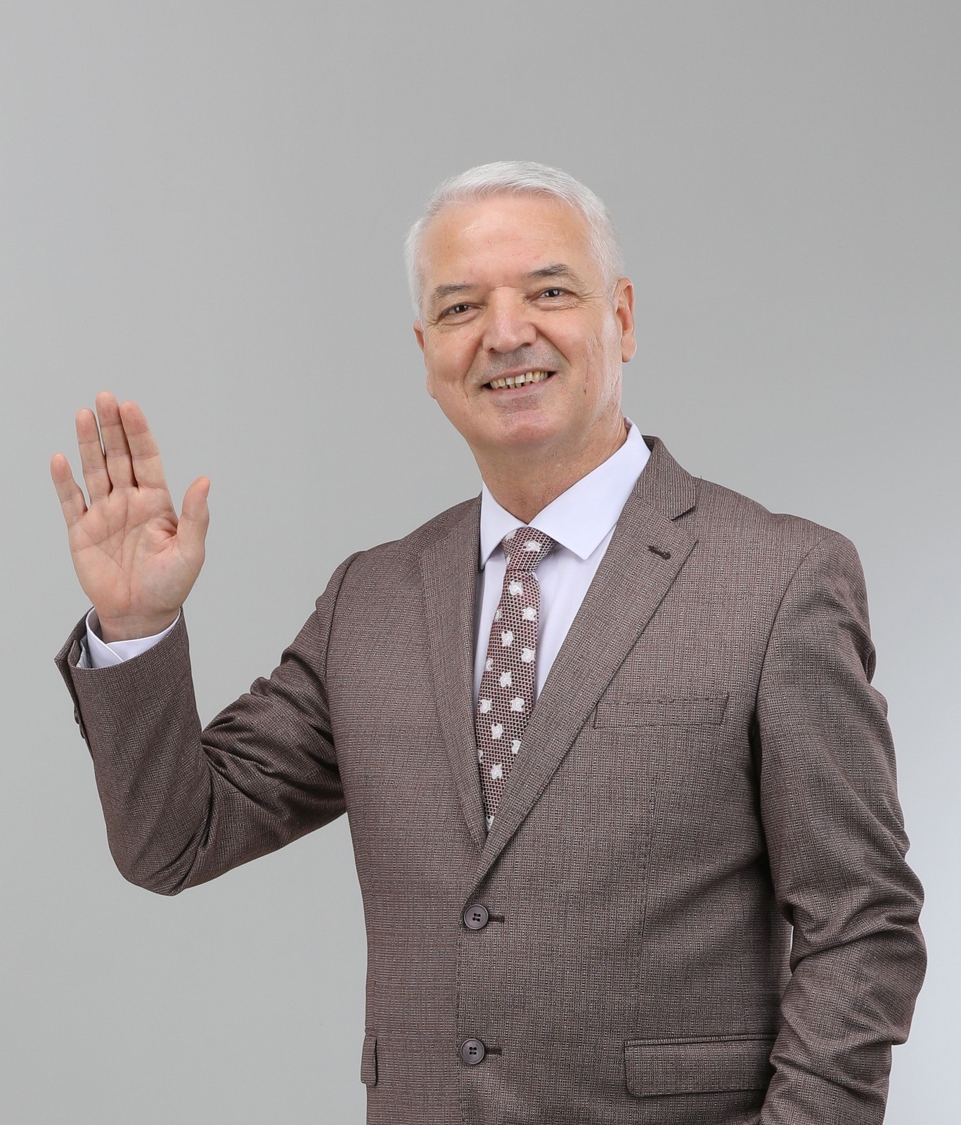 Saruhanlı’daki son ankete göre Başkan Bilgin oy oranını artırdı