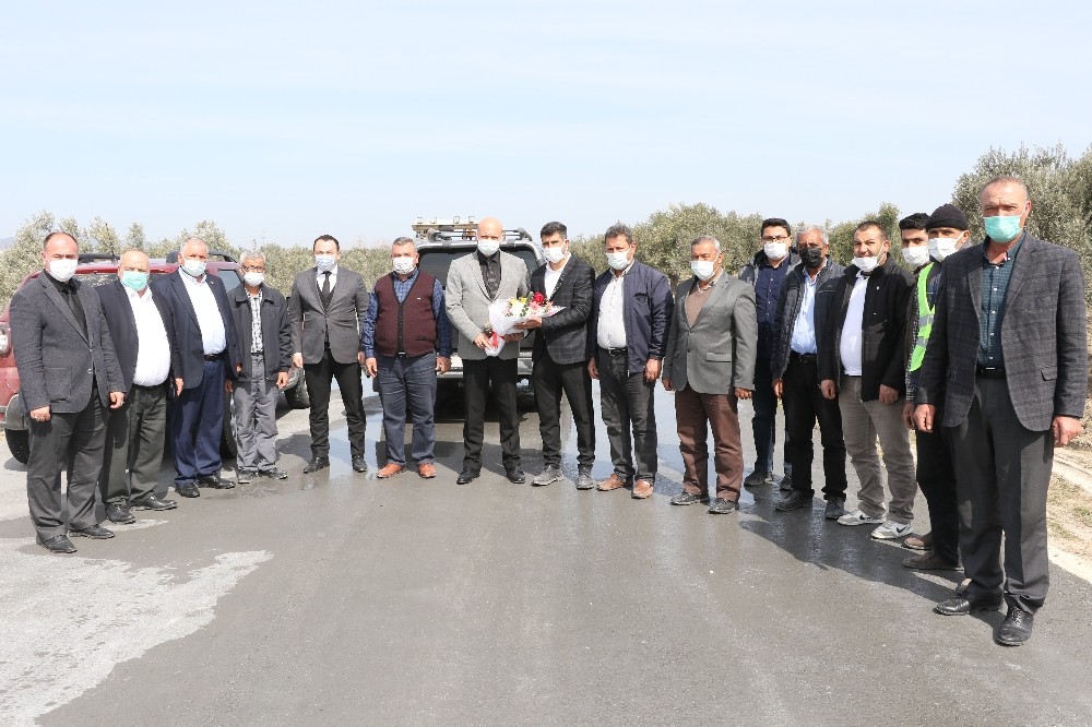 Saruhanlı’ya beton yol uygulaması