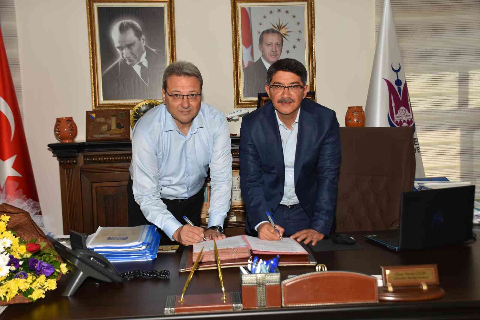 Şehzadeler’de memurları sevindiren imza