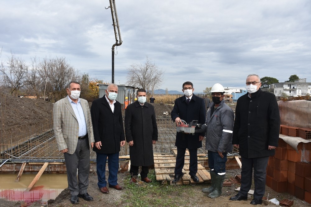 Şehzadeler’de pandemi sürecinde 3 büyük projenin temeli atıldı