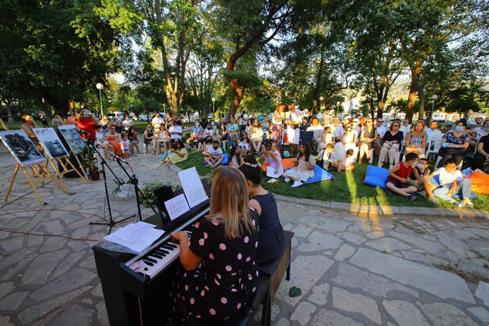 Selçuk’ta çocuklardan ‘Doğadan Ezgiler’ piyano dinletisi