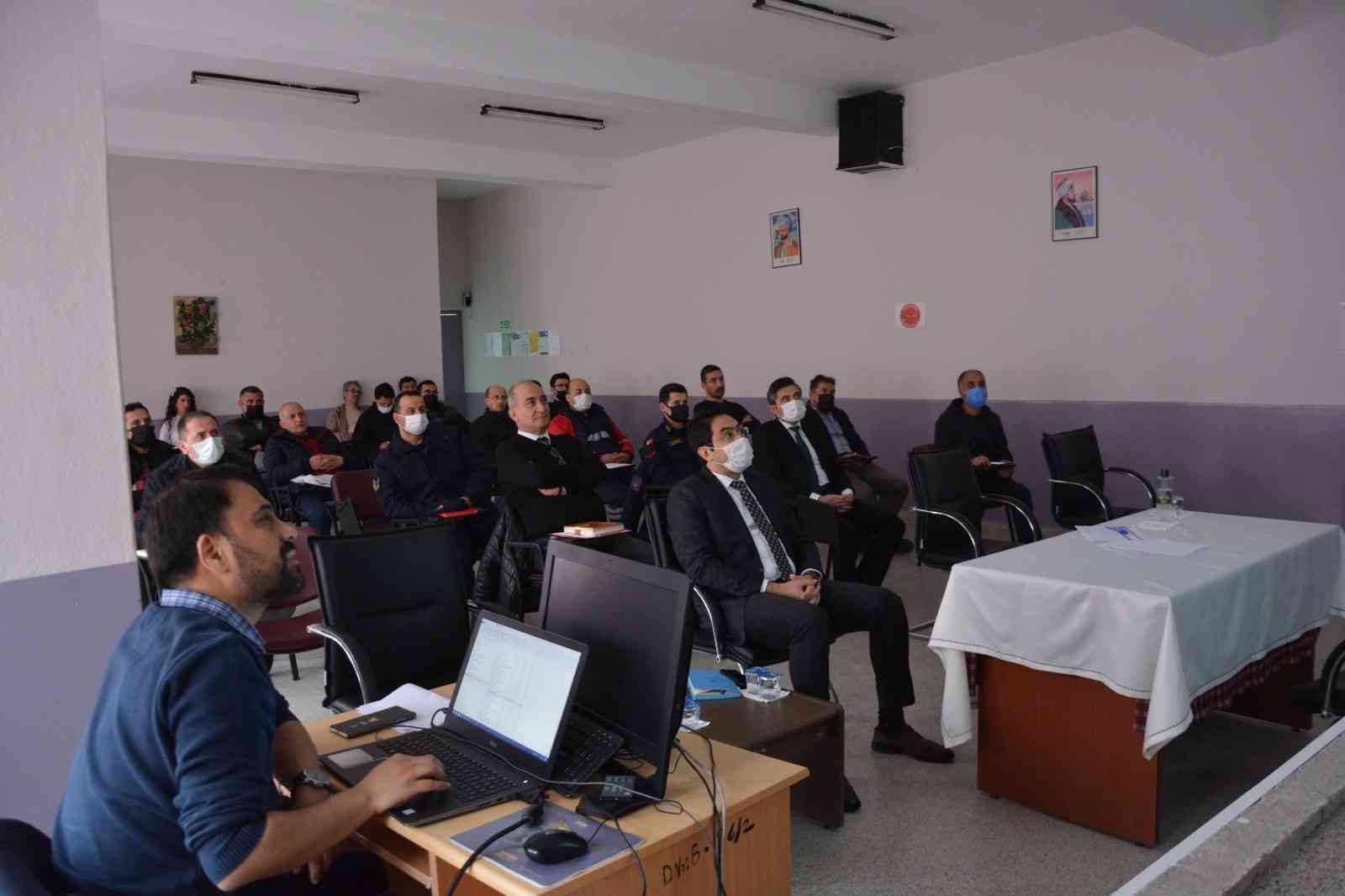 Selendi’de ZEKA tarafından desteklenen İHA1 eğitimi başladı