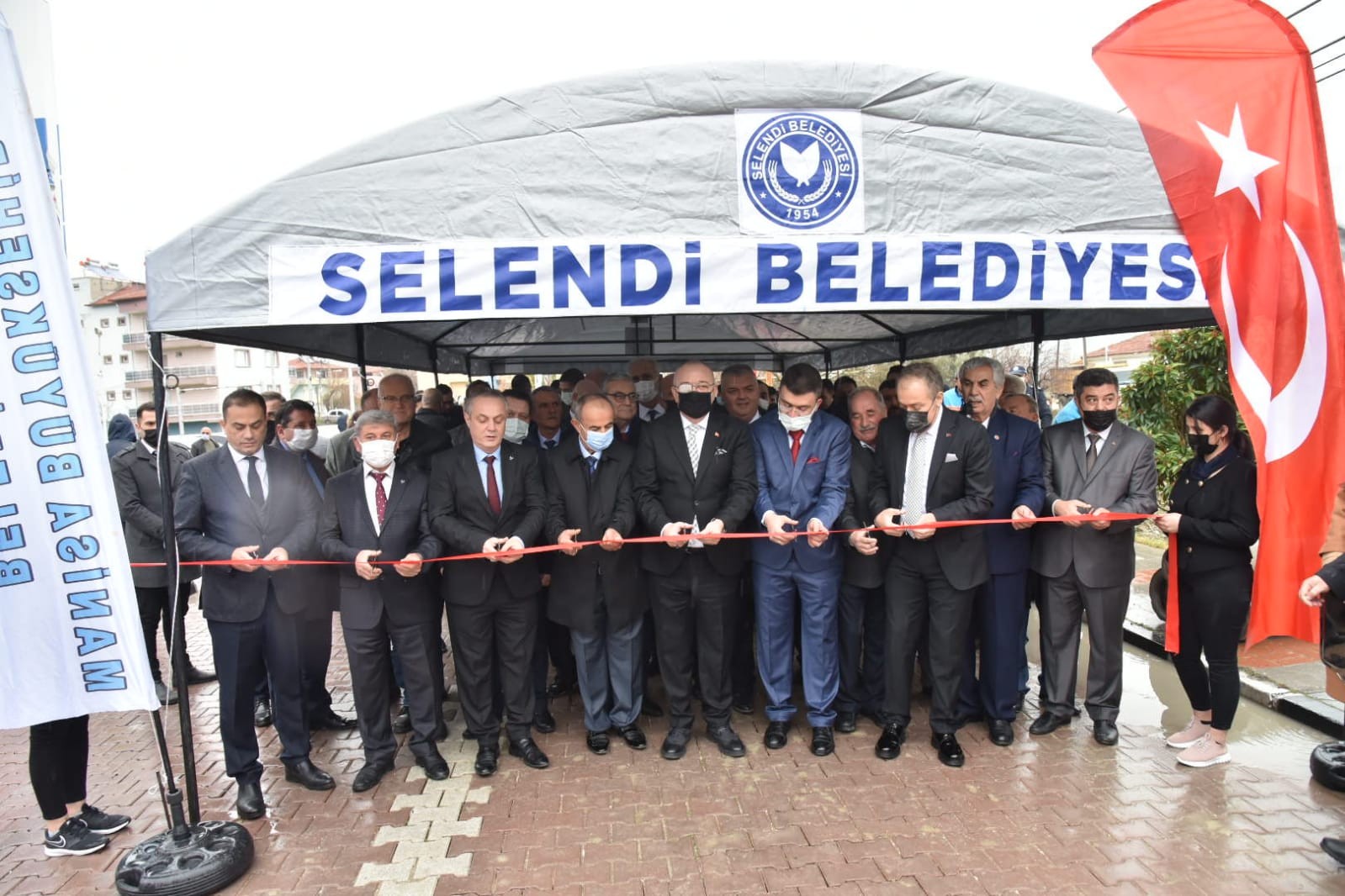 Selendi’ye 152 milyonluk yatırımların temeli atıldı