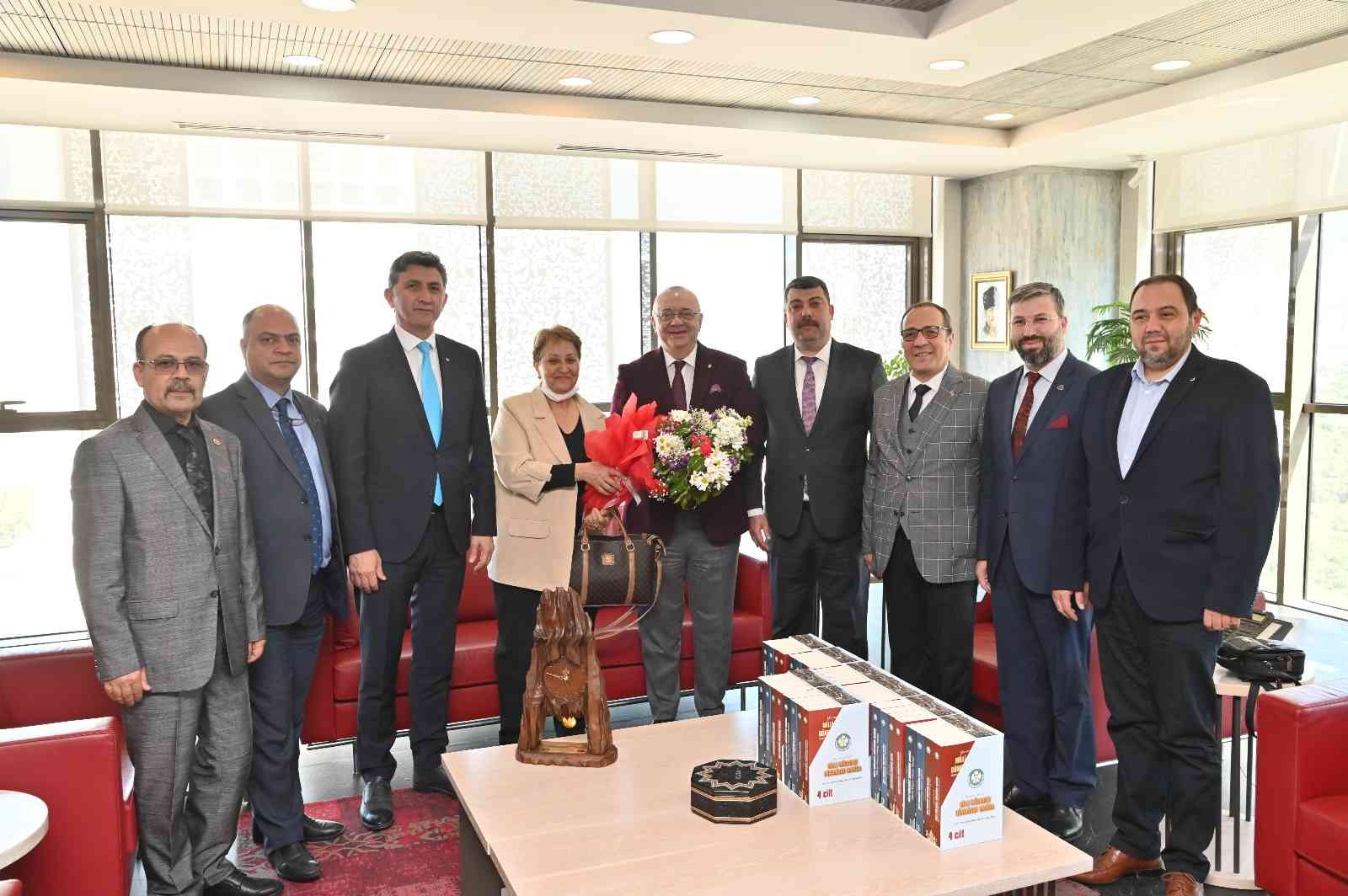 Sendika başkanlarından Başkan Ergün’e övgü