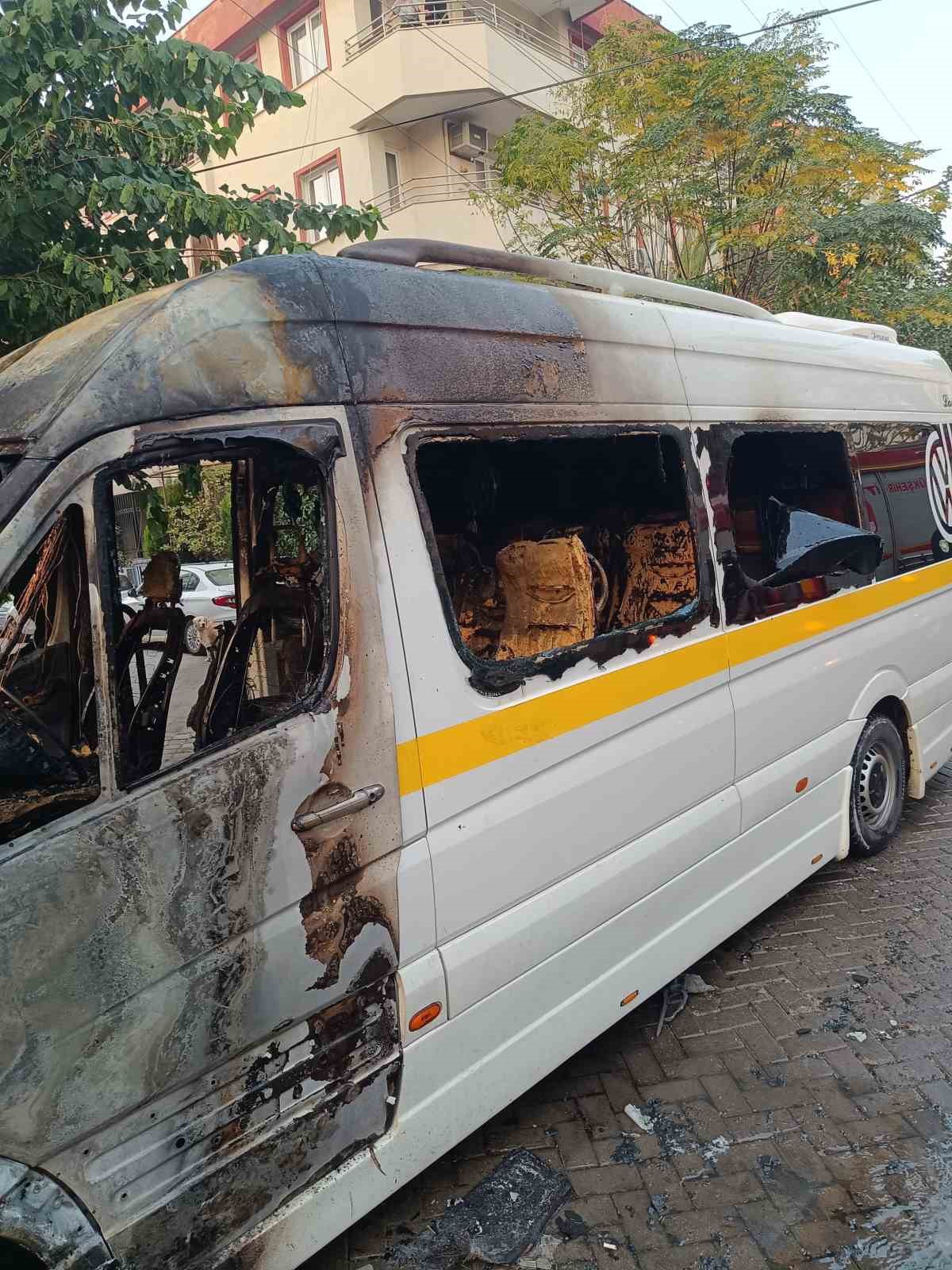 Servis sürücüsü dehşet anlarını anlattı