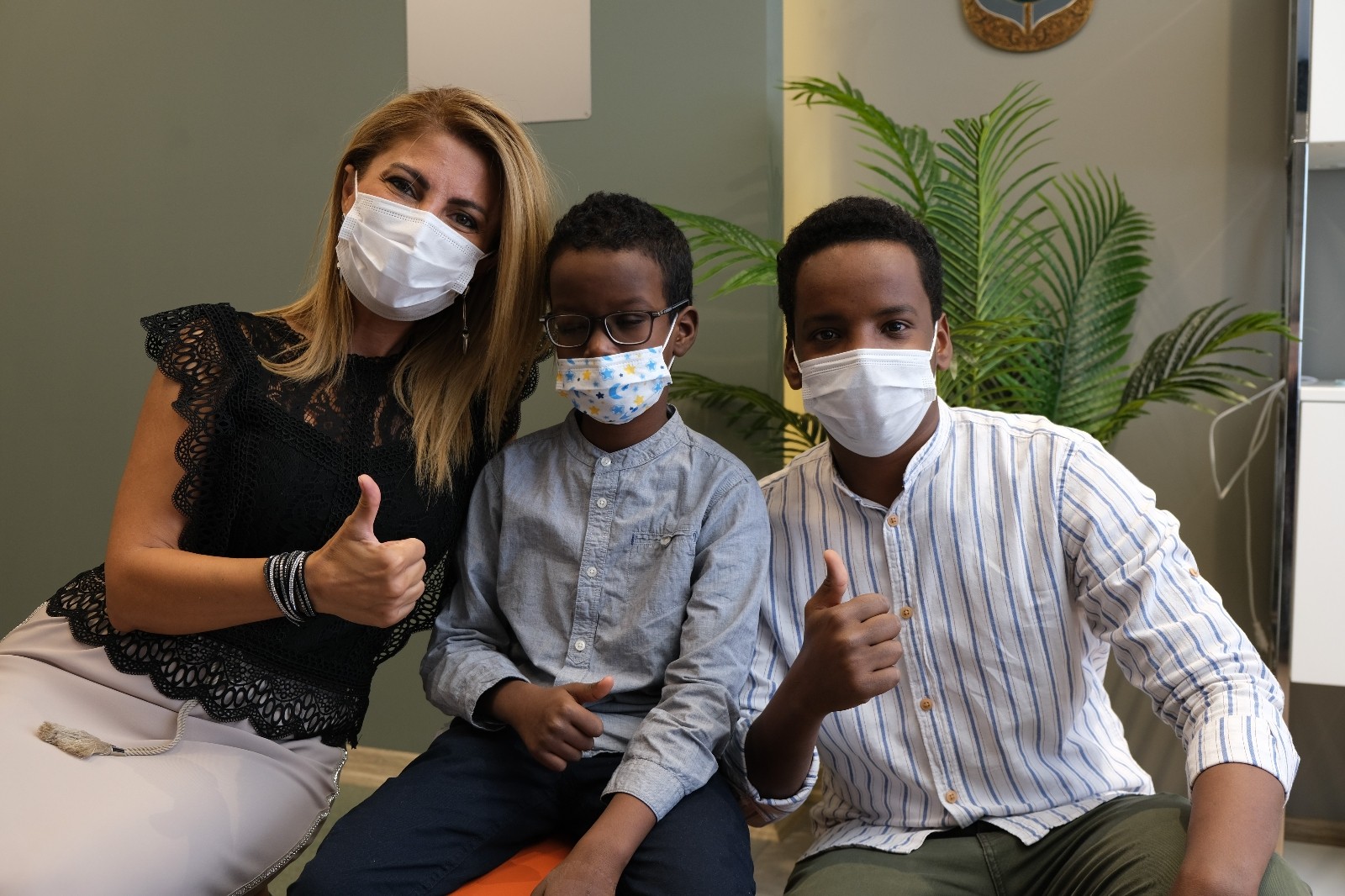 Somalili küçük Mesud İzmir’de ışığı gördü