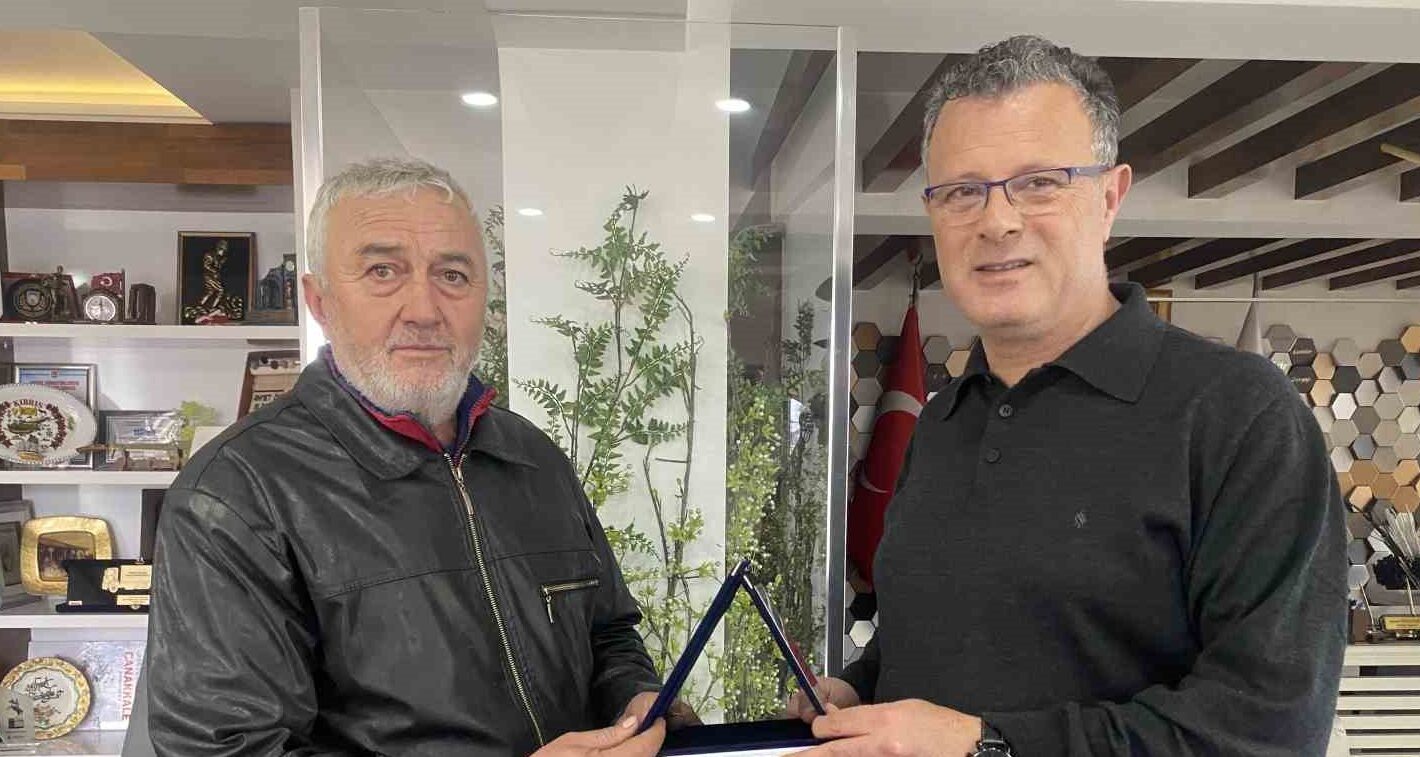 Temizlik işçisinden alkışlanacak hareket