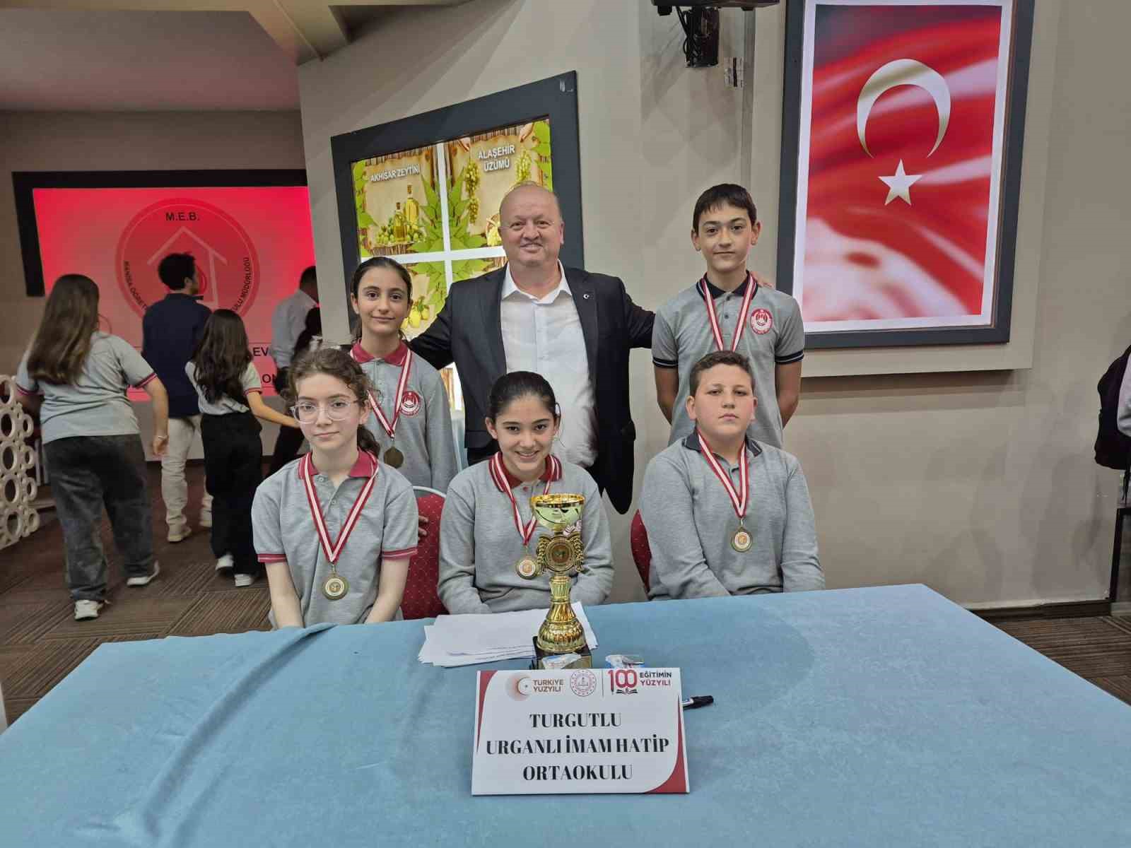 Turgutlu Urganlı İmam Hatip Ortaokulu’ndan büyük başarı